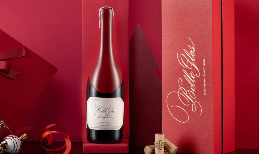 Rượu vang đỏ quý phái - một sự chọn lựa tinh tế trong việc tặng quà Noel cho đối tác