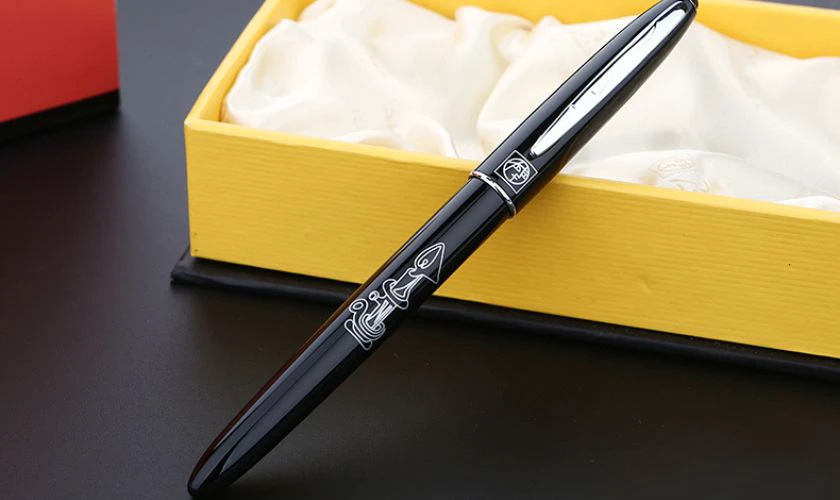 Những điều cần chú ý khi tặng quà Giáng Sinh cho khách hàng là gì?