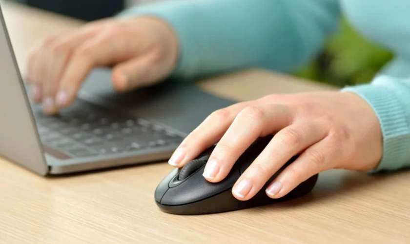 Chuột m&aacute;y t&iacute;nh l&agrave;m qu&agrave; Tết tặng nh&acirc;n vi&ecirc;n