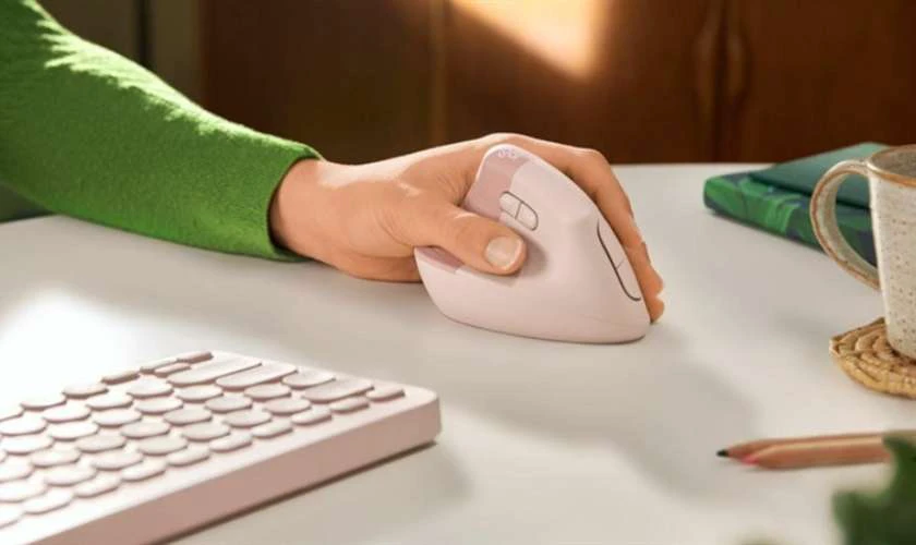 Qu&agrave; tết c&ocirc;ng nghệ cho nh&acirc;n vi&ecirc;n