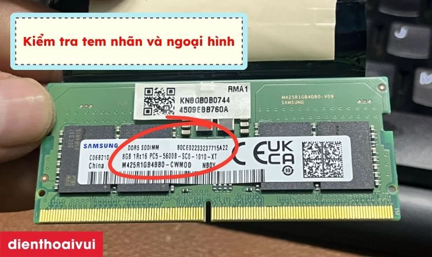 Kiểm tra tem nh&atilde;n v&agrave; ngoại h&igrave;nh