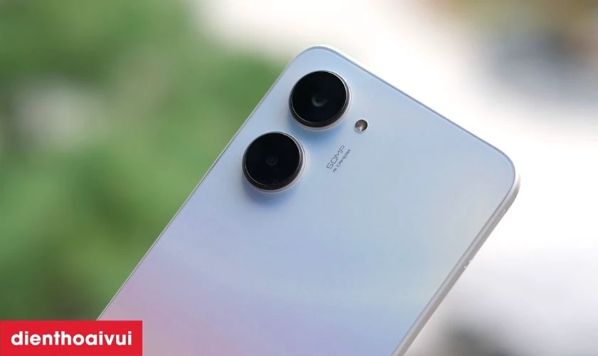 Camera tối ưu m&agrave;u sắc, nhiều t&iacute;nh năng mới