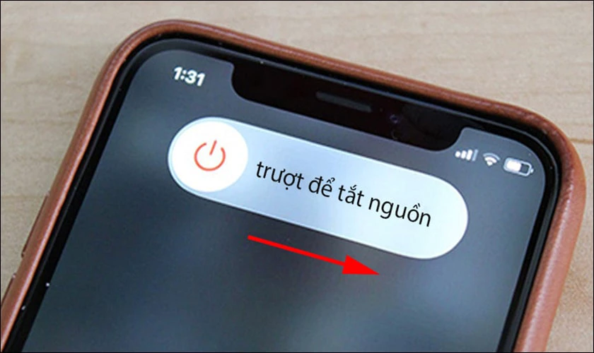 K&eacute;o thanh trượt sang phải để tắt nguồn iPhone