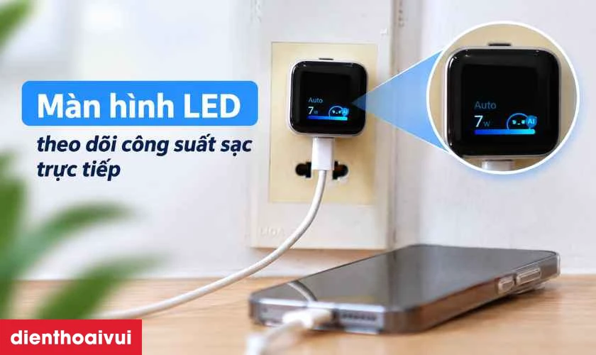 M&agrave;n h&igrave;nh LED của sạc Anker Nano A121D hiển thị th&ocirc;ng tin g&igrave;