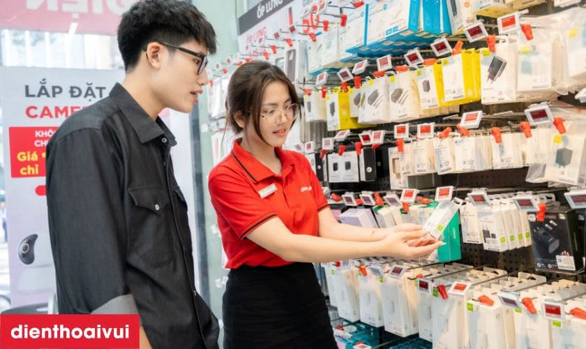 N&ecirc;n mua sạc Baseus Gan3 Pro 2C + U 65W k&egrave;m c&aacute;p C-C 100W 1M tại đ&acirc;u?