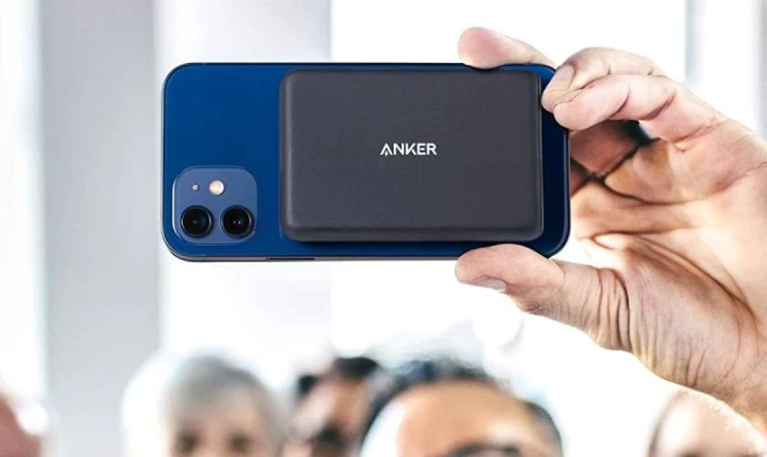 Ti&ecirc;u ch&iacute; chọn mua sạc dự ph&ograve;ng cho iPhone
