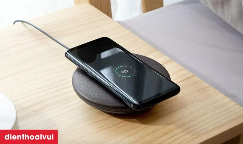 Sạc kh&ocirc;ng d&acirc;y l&agrave; g&igrave;?