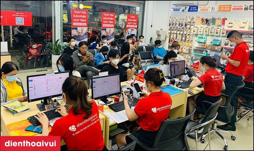 Chọn mua sạc kh&ocirc;ng d&acirc;y gi&aacute; rẻ tại cửa h&agrave;ng Điện Thoại Vui