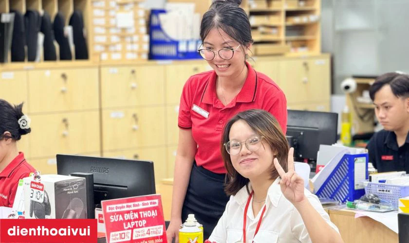 Bảo h&agrave;nh v&agrave; Đổi trả sạc laptop Lenovo tại Điện Thoại Vui