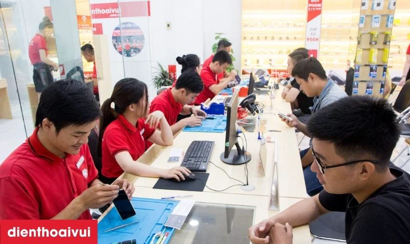 Bảo h&agrave;nh v&agrave; Đổi trả tại Điện Thoại Vui