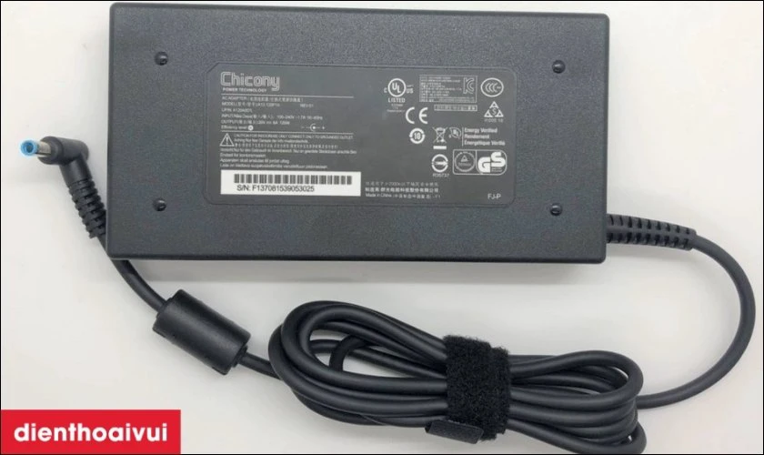 Vì sao nên dùng sạc laptop chính hãng MSI?
