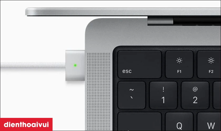 Cổng sạc MagSafe 3