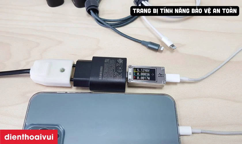Củ sạc an toàn, bảo vệ điện thoại
