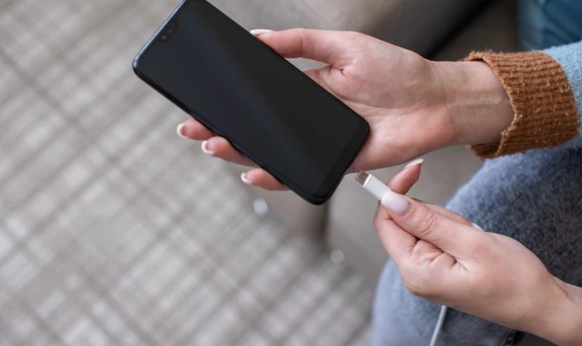 Sạc qua đ&ecirc;m 1 lần c&oacute; sao kh&ocirc;ng?