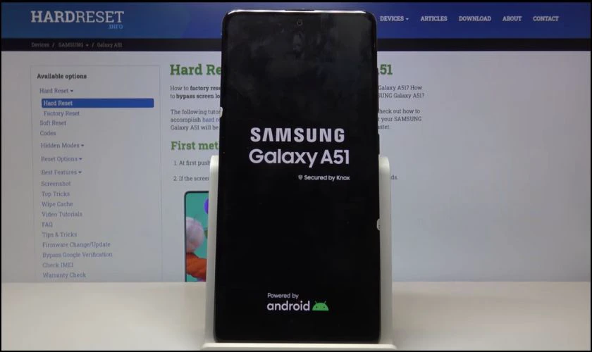 Truy cập vào Android System Recovery