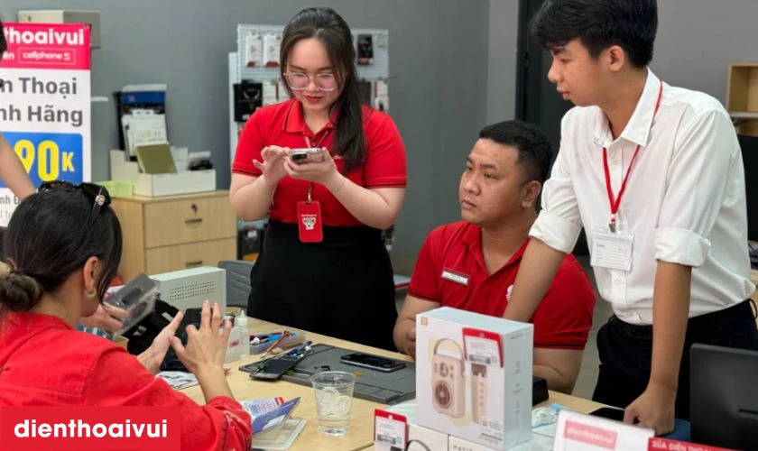 Tại sao n&ecirc;n chọn mua Samsung A55 cũ tại Điện Thoại Vui?