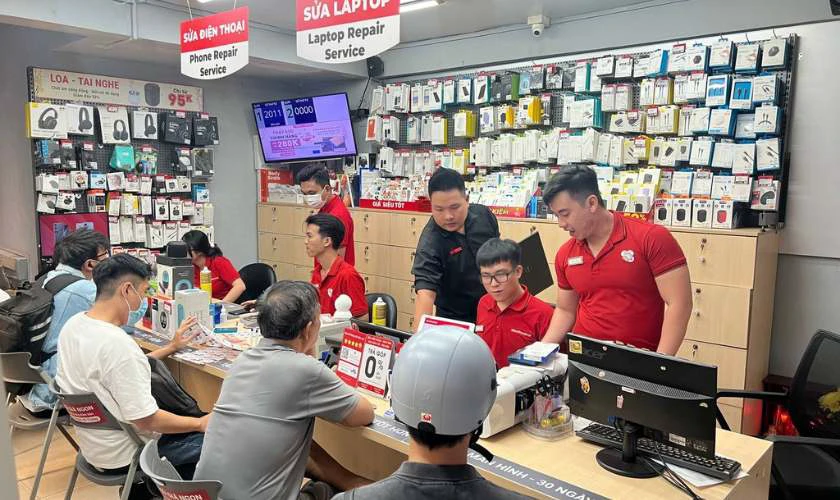 Nên mua điện thoại Samsung giá rẻ, chính hãng ở đâu