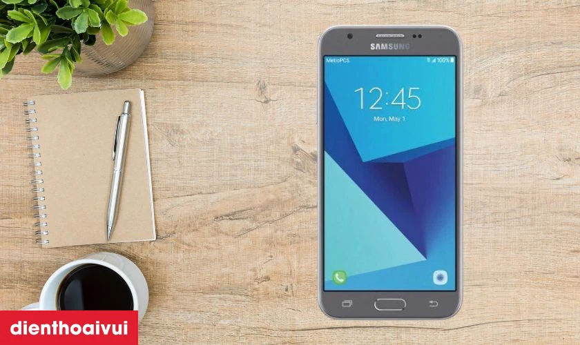 Samsung Galaxy J3 2016 gi&aacute; rẻ