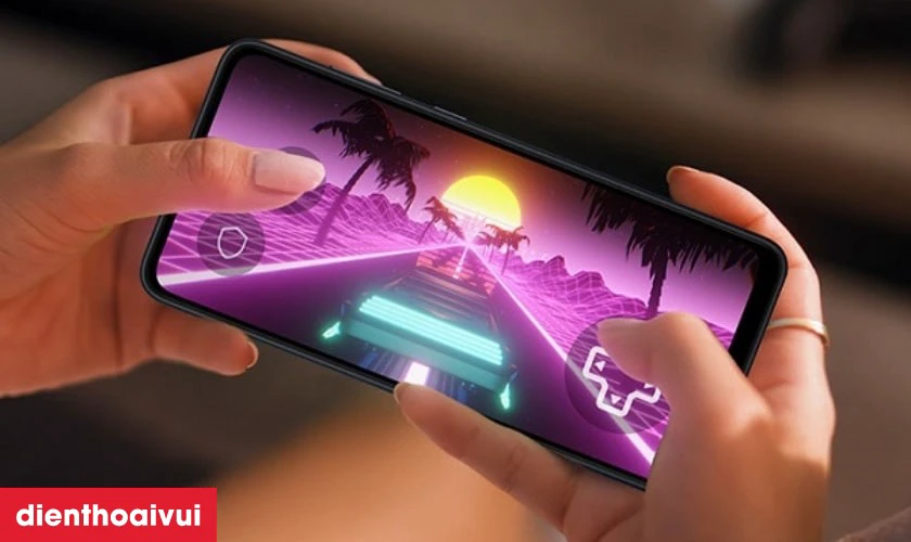 Trang bị pin lớn 5000 mAh và hỗ trợ sạc nhanh
