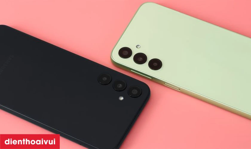 RAM 6GB v&agrave; bộ nhớ 128GB, đ&aacute;p ứng tốt c&aacute;c t&aacute;c vụ h&agrave;ng ng&agrave;y