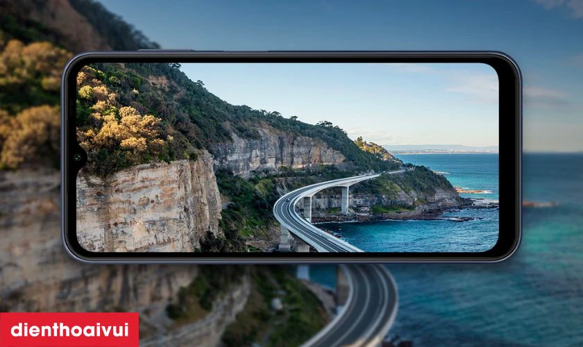 M&agrave;n h&igrave;nh 6.6 inch c&ugrave;ng tấm nền LCD thế hệ mới