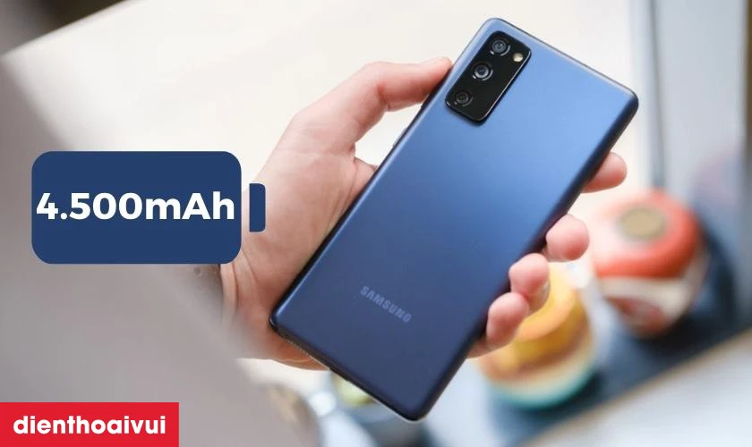 Vi&ecirc;n pin 4.500mAh hoạt động cả ng&agrave;y d&agrave;i