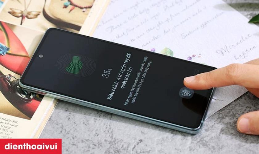 Samsung Galaxy S20 FE 256GB (G780) - Cũ đẹp c&oacute; hỗ trợ bảo mật v&acirc;n tay kh&ocirc;ng?