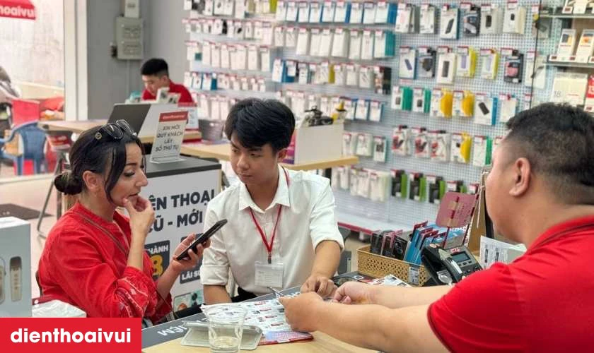 Nên mua Samsung Galaxy S20+ (Plus) - Cũ trầy xước ở đâu?