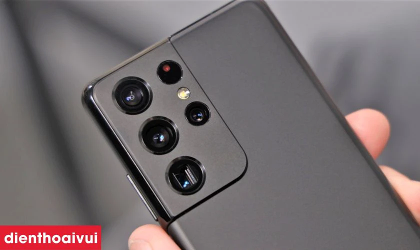 Bộ 3 camera 64 MP đẳng cấp