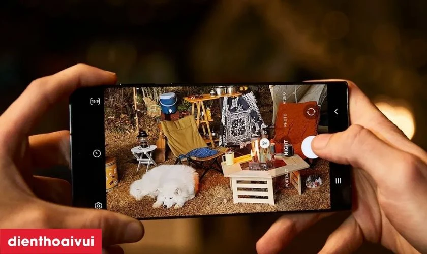 Camera đỉnh cao, chụp đ&ecirc;m ấn tượng