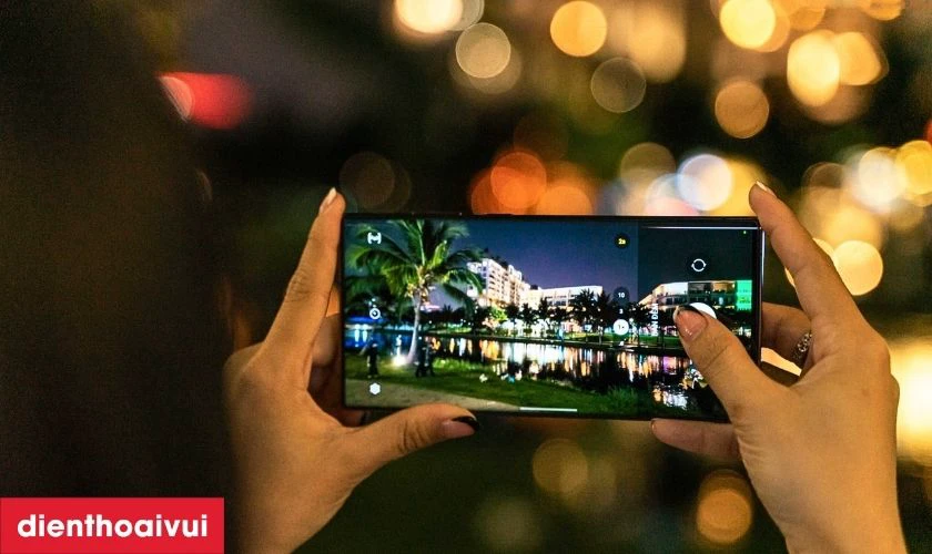 Samsung Galaxy S22 chụp đ&ecirc;m c&oacute; tốt kh&ocirc;ng?