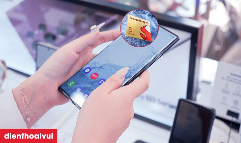 Samsung Galaxy S22 Ultra 5G 8GB 256GB trang bị Snapdragon 8 Gen 1