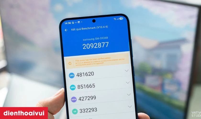 Bộ nhớ lưu trữ “khủng” 512GB thoải mái sử dụng