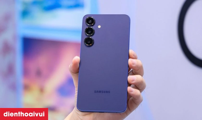 Hệ thống Camera chuyên nghiệp 50MP có Zoom quang học 3x