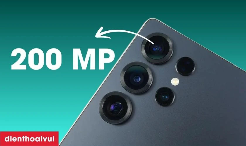 Samsung Galaxy S25 Ultra sở hữu cụm 4 camera sau