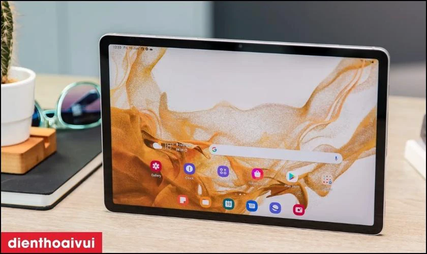 M&aacute;y t&iacute;ch hợp chip Snapdragon 8 Gen 1