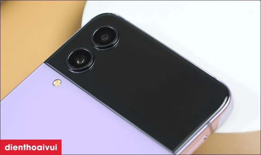 Samsung nổi tiếng với camera siêu chất lượng, sắc nét
