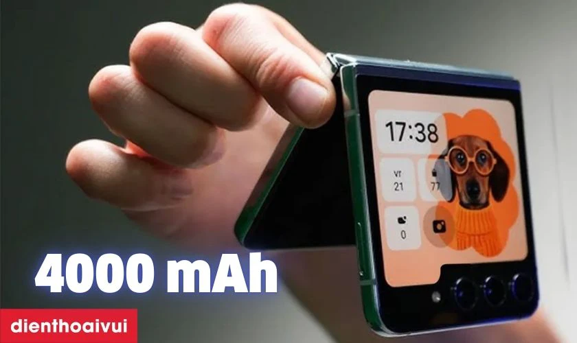 Pin 4.000mAh với sạc nhanh v&agrave; sạc kh&ocirc;ng d&acirc;y