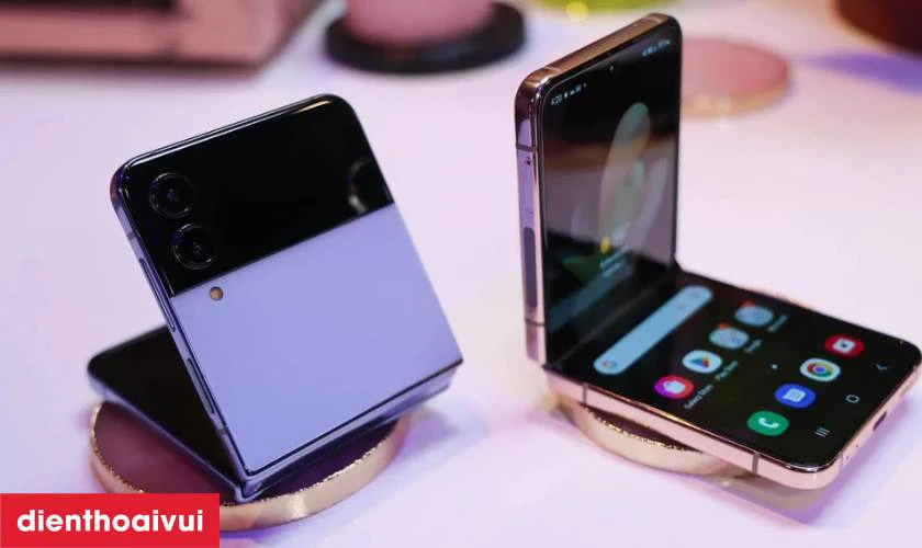 Thời lượng pin lâu dài cùng sạc không dây hiện đại
