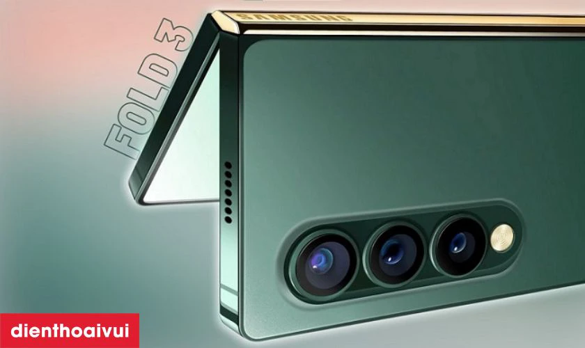 3 Camera ch&iacute;nh 12MP, quay phim 4K chuy&ecirc;n nghiệp