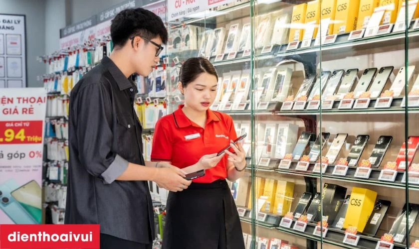 N&ecirc;n mua Samsung Galaxy Z Fold5 5G 1TB - Cũ trầy xước ở đ&acirc;u uy t&iacute;n, chất lượng?
