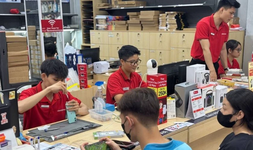 Mang máy đi sửa ở nơi uy tín