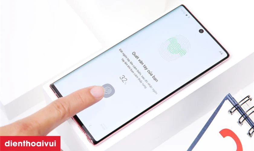 Bảo mật v&acirc;n tay si&ecirc;u &acirc;m dưới m&agrave;n h&igrave;nh