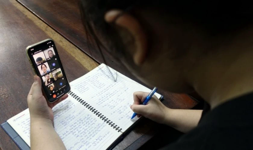 Vì sao iPhone cũ phù hợp với sinh viên?