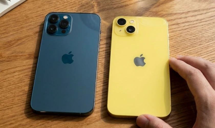 So sánh iPhone 12 Pro Max và 14 Plus chi tiết