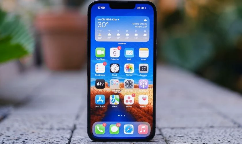 So sánh iPhone 13 Pro và 12 Pro Max về màn hình