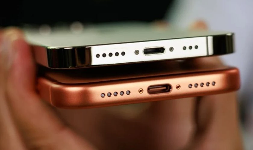iPhone 17 Pro Max hỗ trợ sạc nhanh với bộ tiếp hợp 40W