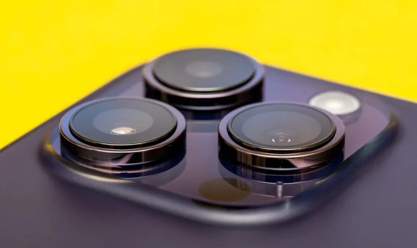 So sánh iPhone 14 Pro và 16 thường về camera