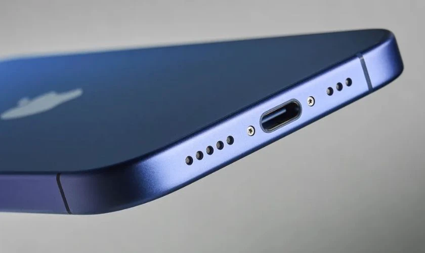 So sánh iPhone 14 Pro và 16 thường về thời lượng pin