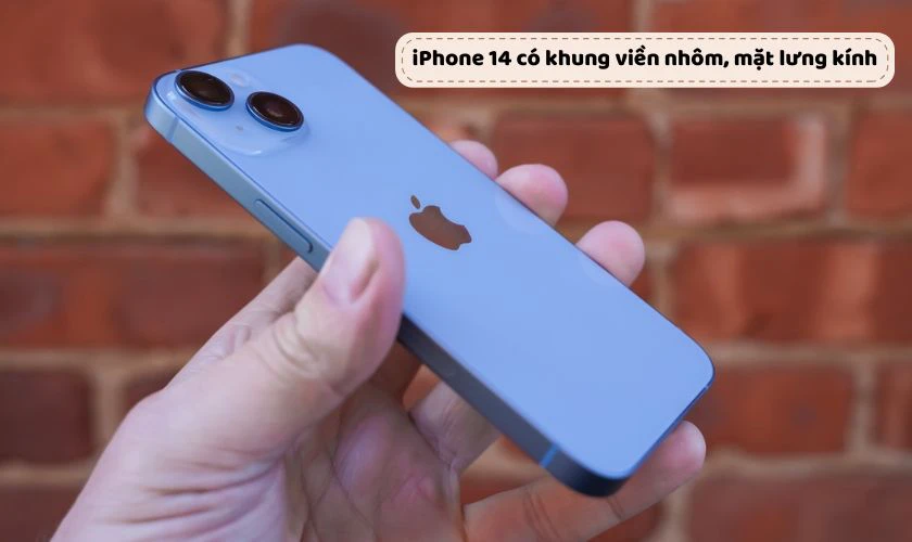 So sánh iPhone 14 và Samsung S23 Ultra về thiết kế